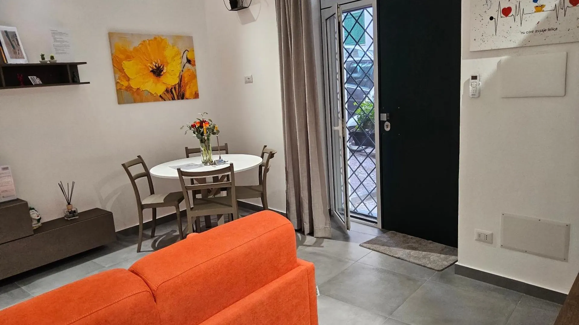 Apartment Casa Morena, Nel Cuore Di Napoli Italy