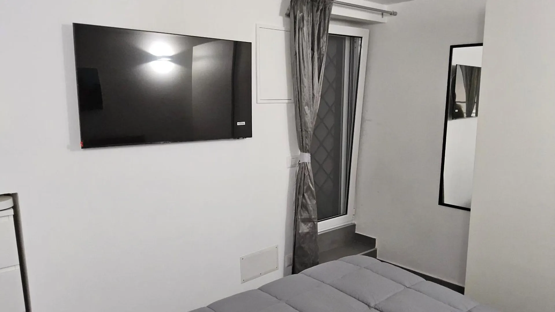 Casa Morena, Nel Cuore Di Napoli 0*, Naples